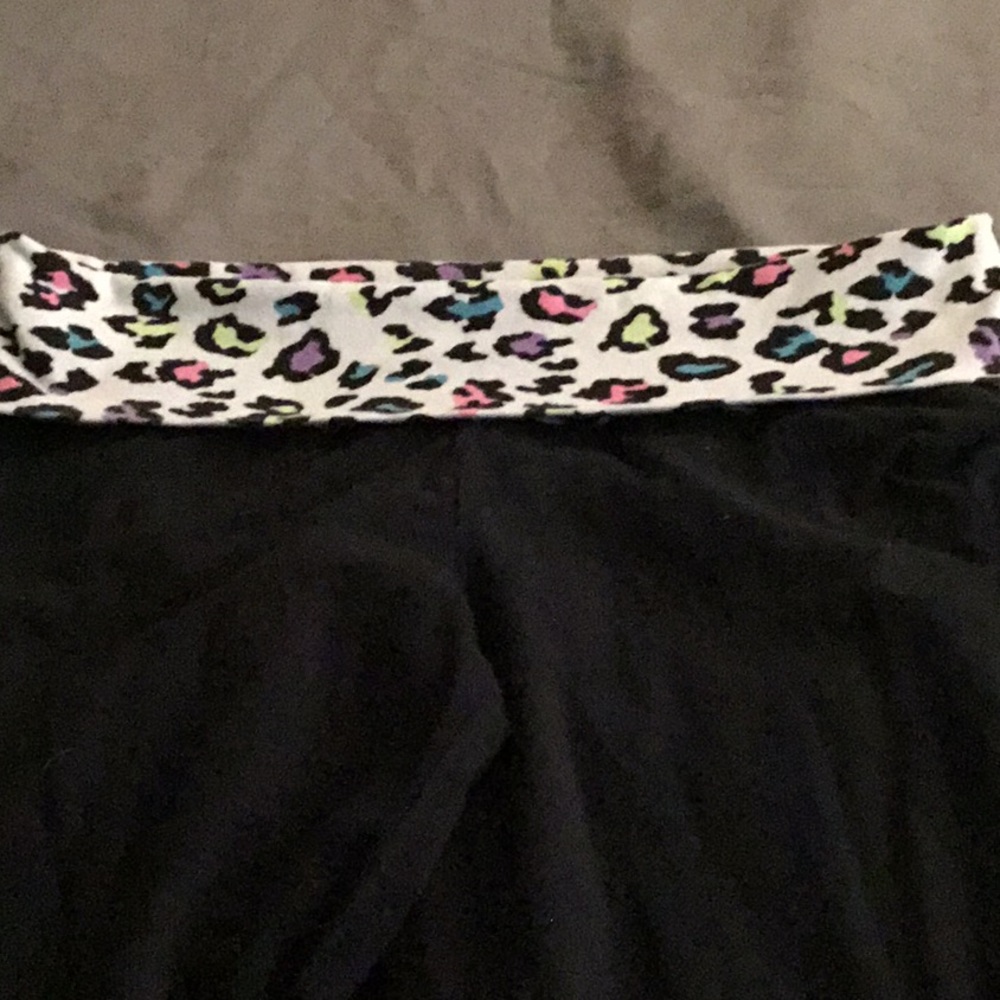 Black leggings with Colorful Leopard